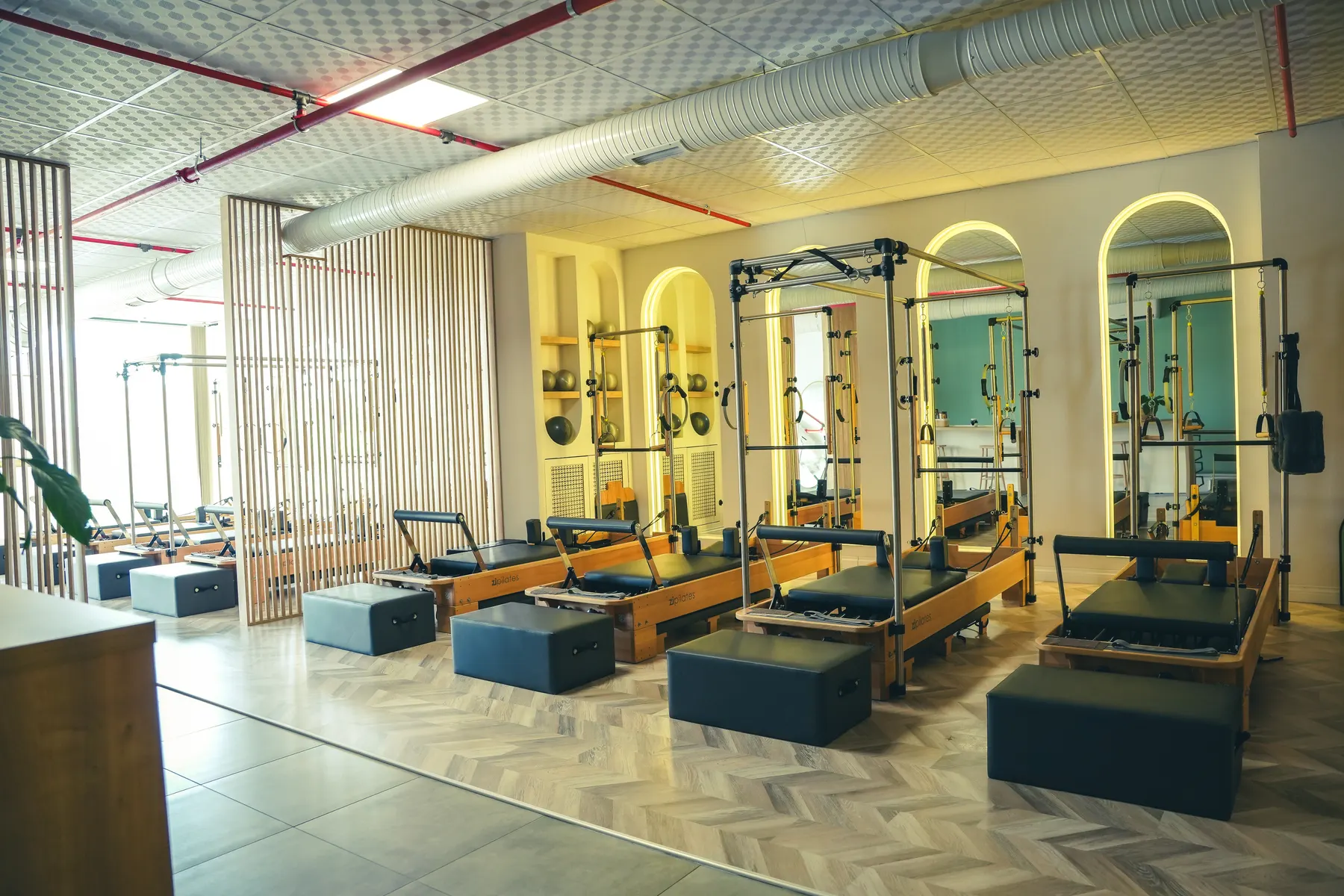 Kapaklı stüdyosunun geniş salonu